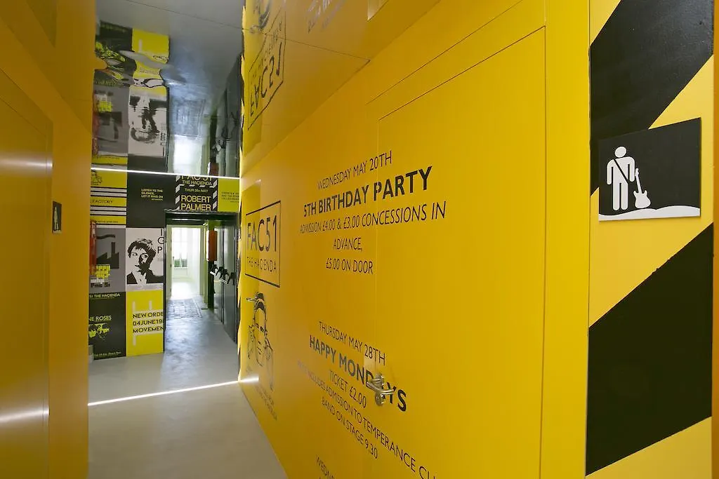 Sant Jordi Hostels Rock Palace Barcelona